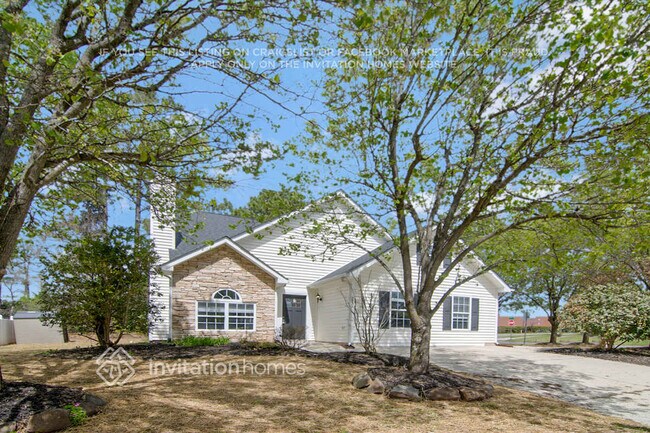 Building Photo - 2831 Bombay Dr