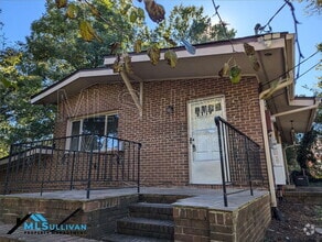 Building Photo - 911 Fiske St