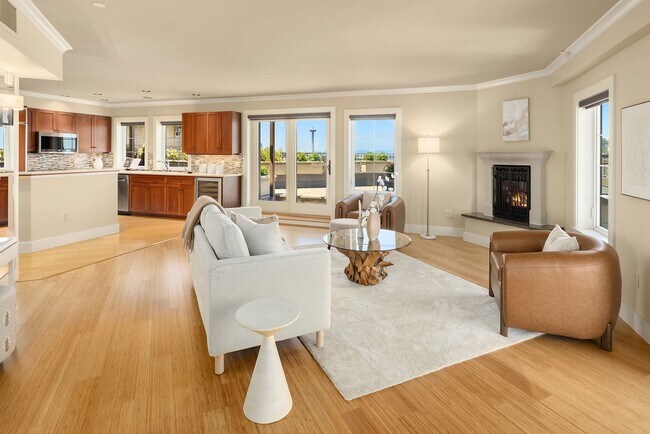 Foto del edificio - Luxury Penthouse with 600+ Sqft Terrace & ...