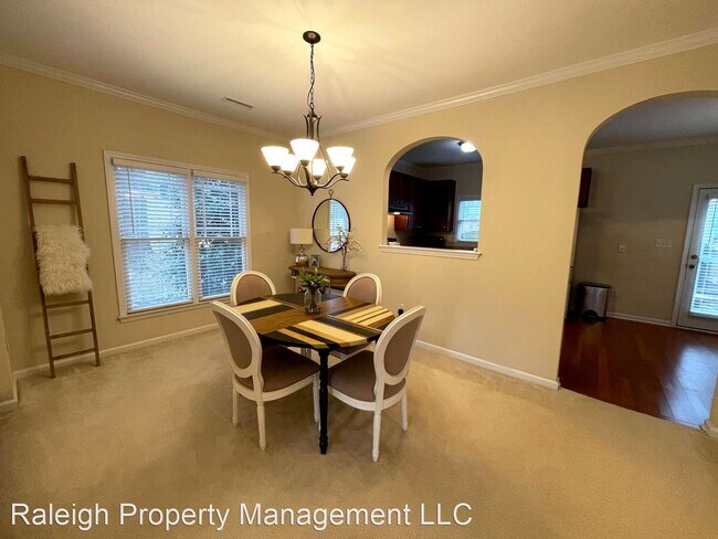 Building Photo - 1108 Bungalow Park Dr