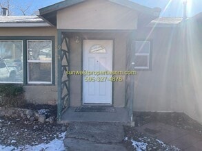 Building Photo - 914 Buena Vista Ave