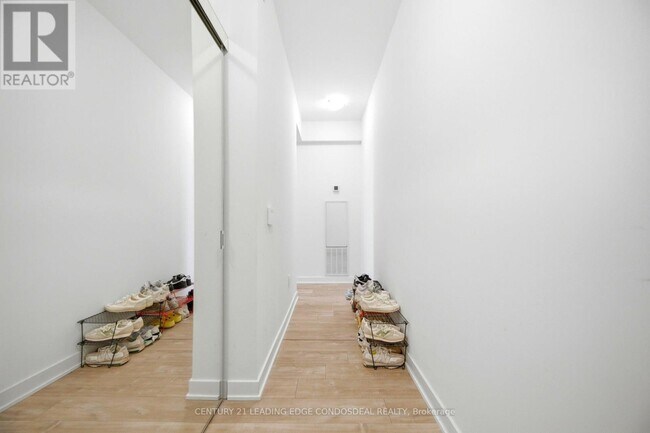 Building Photo - 100 Dalhousie St