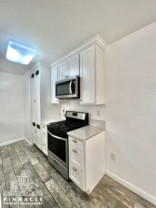Building Photo - 1 Bedroom Apartment For Rent in San Pedro