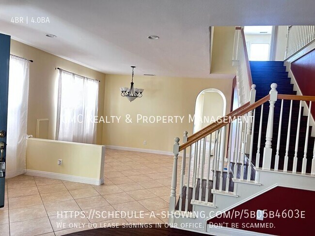 Foto del edificio - 2541 Hillcrest St