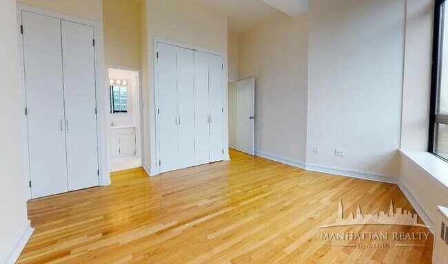 Foto del edificio - 2 bedroom in New York NY 10003