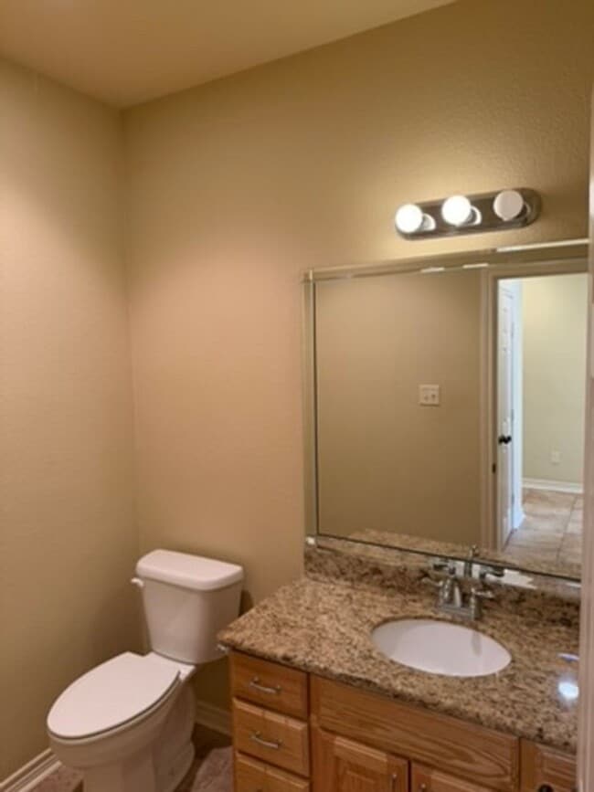 Building Photo - 1211 Cheryl St