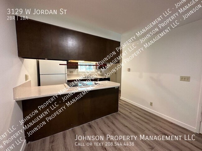Foto del edificio - 3129 W Jordan St