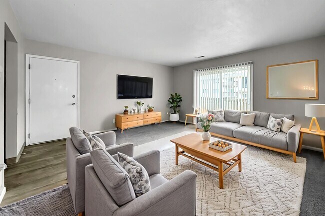 Interior Photo - West Glen Apartments