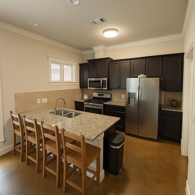 Foto del edificio - 4420 Red River St