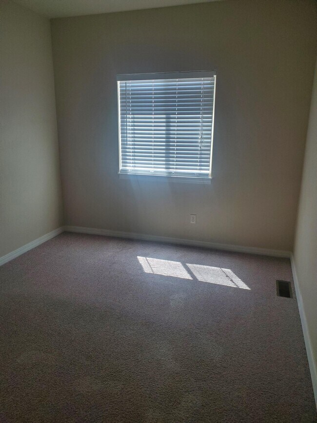 Foto del edificio - 212 Hideaway Ln