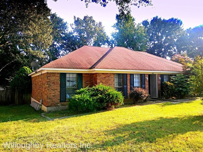 Building Photo - 5657 Redford Ave