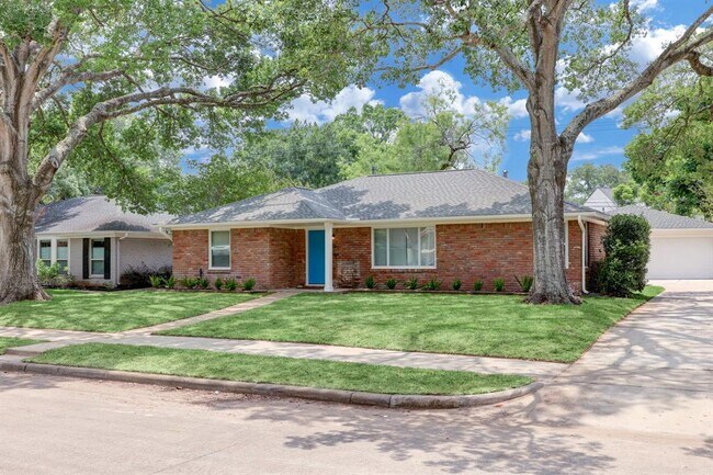 Building Photo - 3807 Murworth Dr