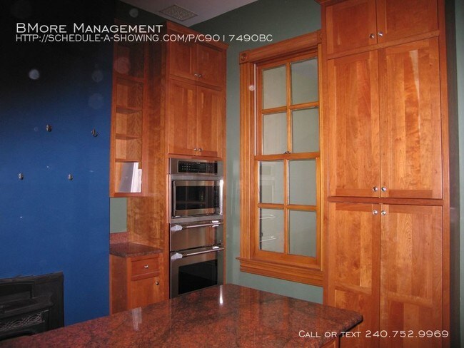 Foto del edificio - 2117 Bolton St