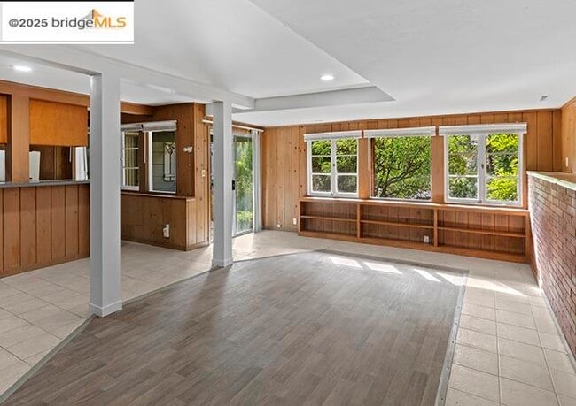 Building Photo - 3442 Margarita Ave