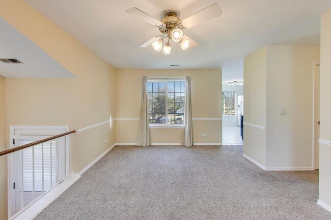 Foto del edificio - 2122 Southwind Cir