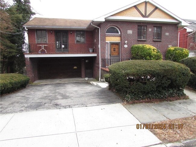 Building Photo - 50 Winnebago Rd