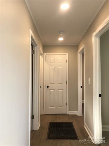Building Photo - 117 Abernathy St