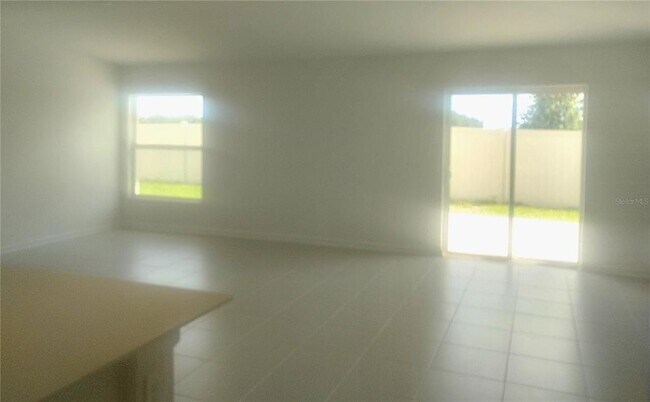 Building Photo - 2950 Pennachio Dr