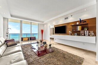 Building Photo - 19333 Collins Ave