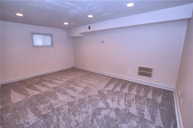 Foto del edificio - 417 10th St NE