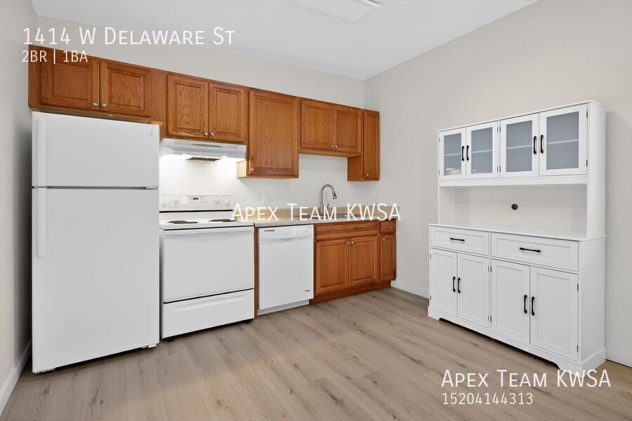 Photo - 1414 W Delaware St-