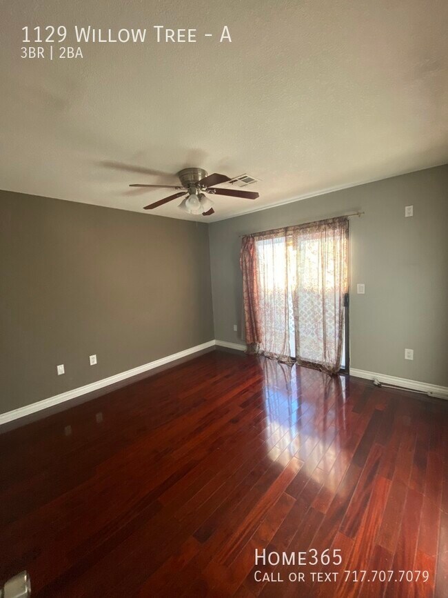 Building Photo - 1129 Willow Tree A