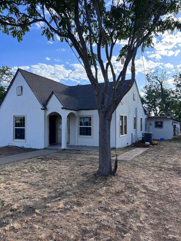 1006 Woodruff Ln, Sweetwater, TX 79556 House Rental in Sweetwater, TX