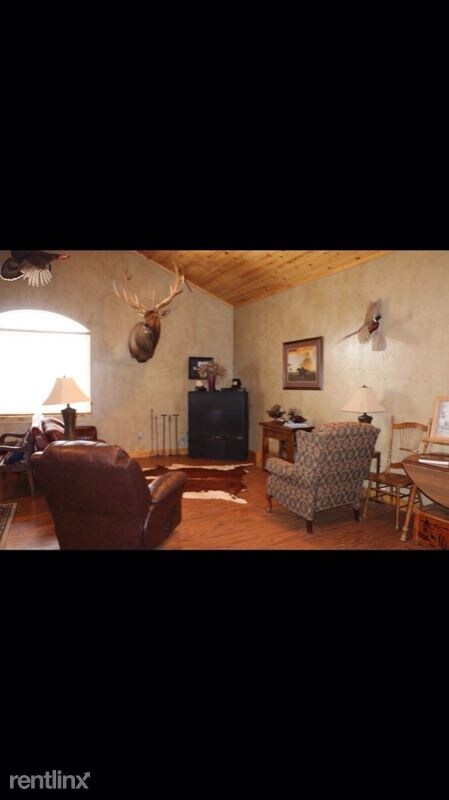 Foto del edificio - 2 br, 1 bath Apartment - 14314 Burrell St