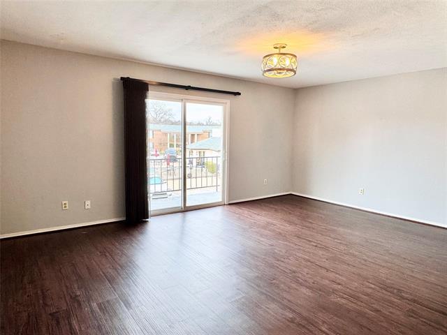 Building Photo - 4014 Ridglea Country Club Dr