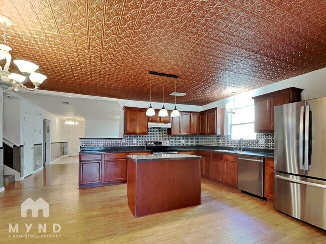 Foto del edificio - 8715 Veranda Ct