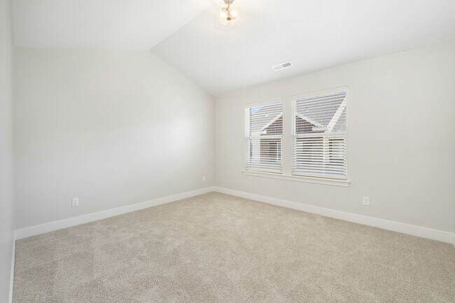 Foto del edificio - *Pet-Friendly* Townhome