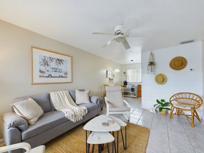Foto del edificio - 7615 Ridgewood Ave Cape Canaveral FL 32931