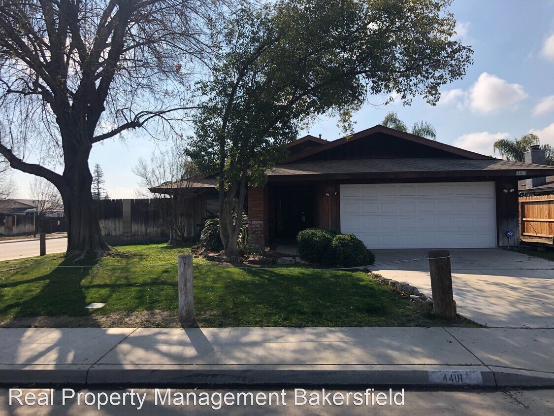 Primary Photo - 3 br, 2 bath House - 4401 Milo Ave
