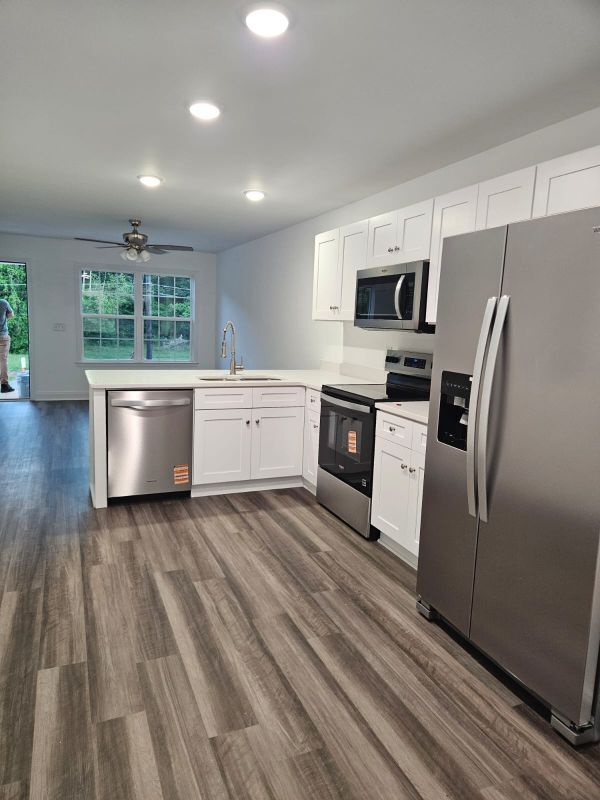 Foto del edificio - 122 Harrison Ln SE