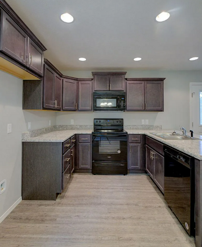 Foto del edificio - Three Bedroom Rental in Willard, MO!