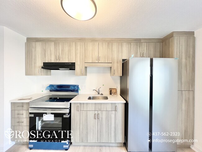 Building Photo - Modern 1-Bedroom Basement Apartment in Wat...