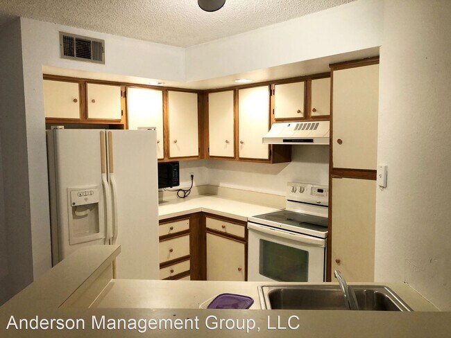 Building Photo - 5749 Gatlin Ave