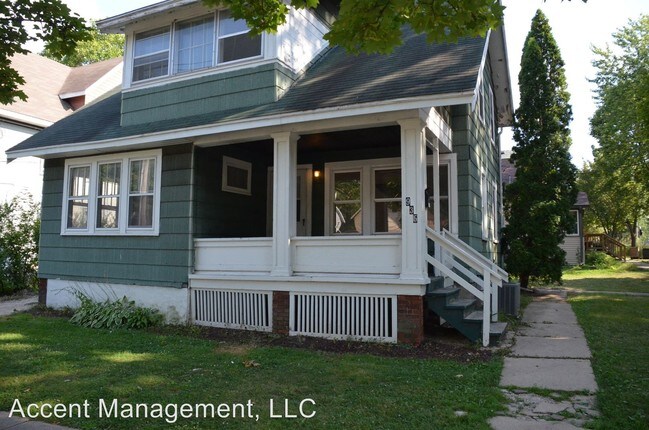Building Photo - 935 Vilas Ave