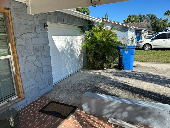 Foto del edificio - Valley Hill Drive