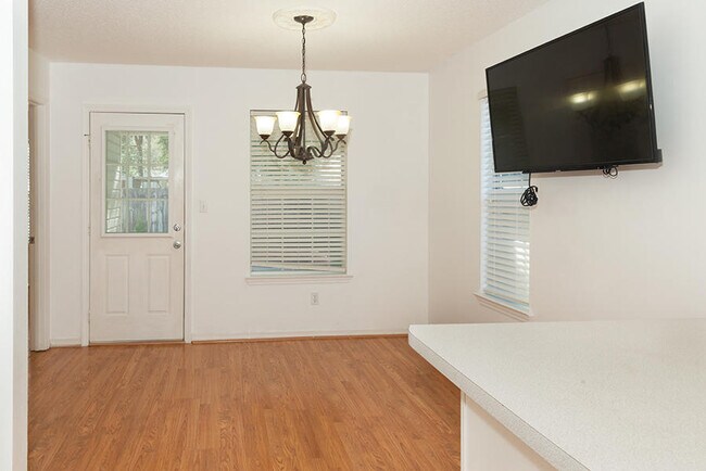 Building Photo - 1854 Laurel Oaks Ct