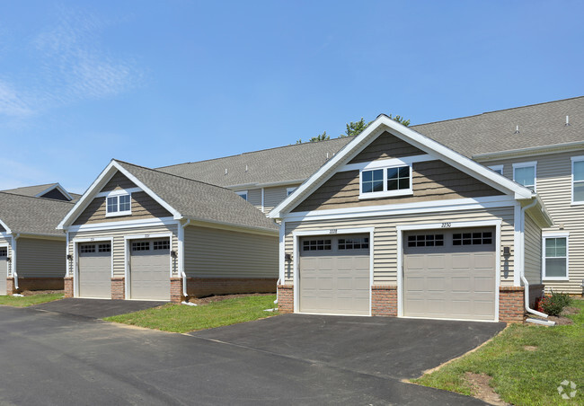 Garages Are Standard With New Townhomes - The Village of Olde Hickory