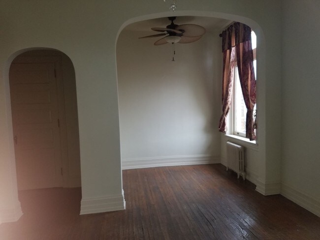 Foto del edificio - 152 E PHILADELPHIA St