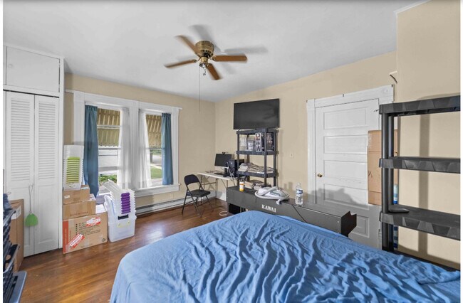 Foto del edificio - 164 S Washington St