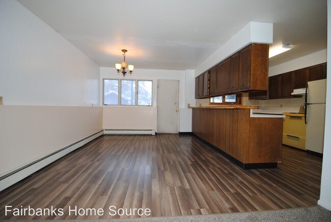 Foto del edificio - 210 Haines Ave