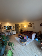 Building Photo - 403 E Thunderbird Dr