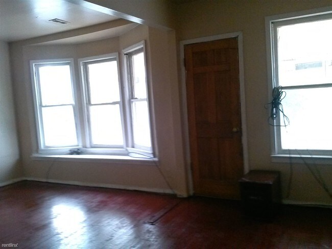 Building Photo - 4542 Field St