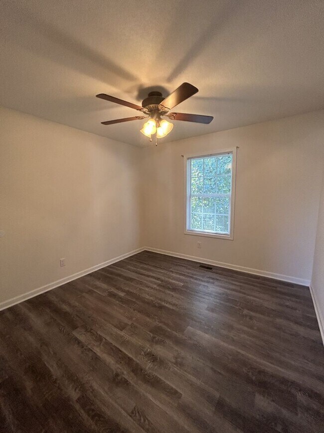 Foto del edificio - 3 Bedroom | 2 Bathroom Home Near TTU