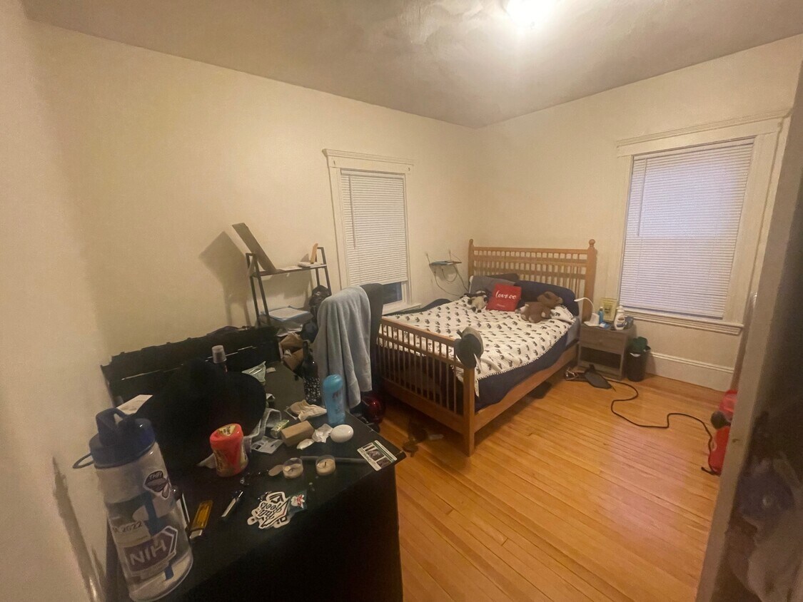 Foto principal - 10 Pinkham Rd
