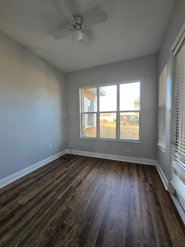 Building Photo - Beautiful 3-Bedroom Country Home with Lake View