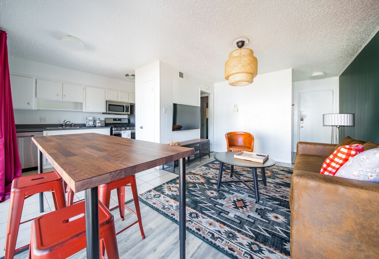 Foto principal - Pease Parkside Apartments